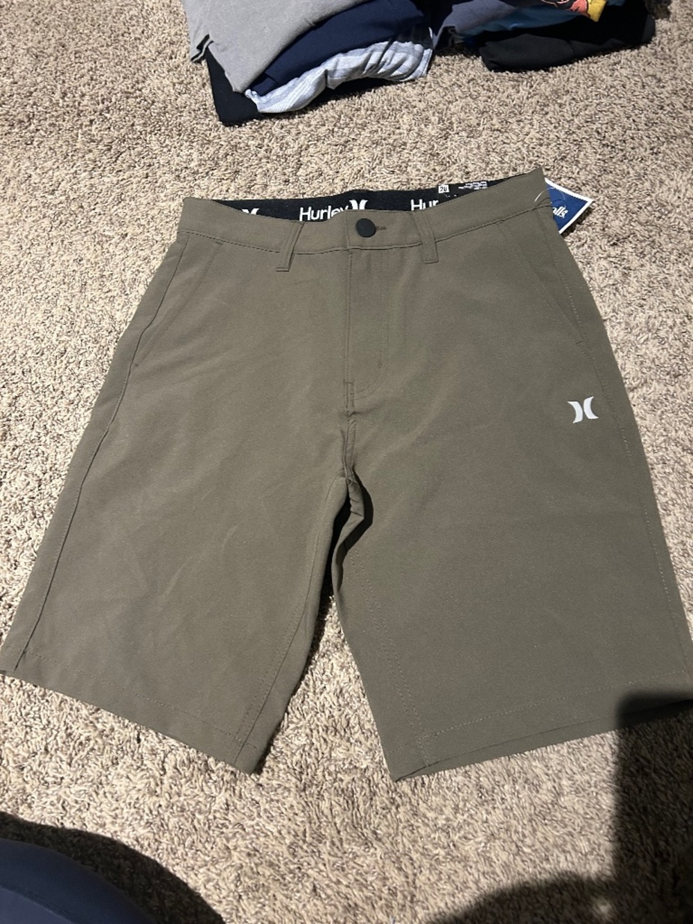 Hurley Men’s Brown chino quick dry shorts NWT